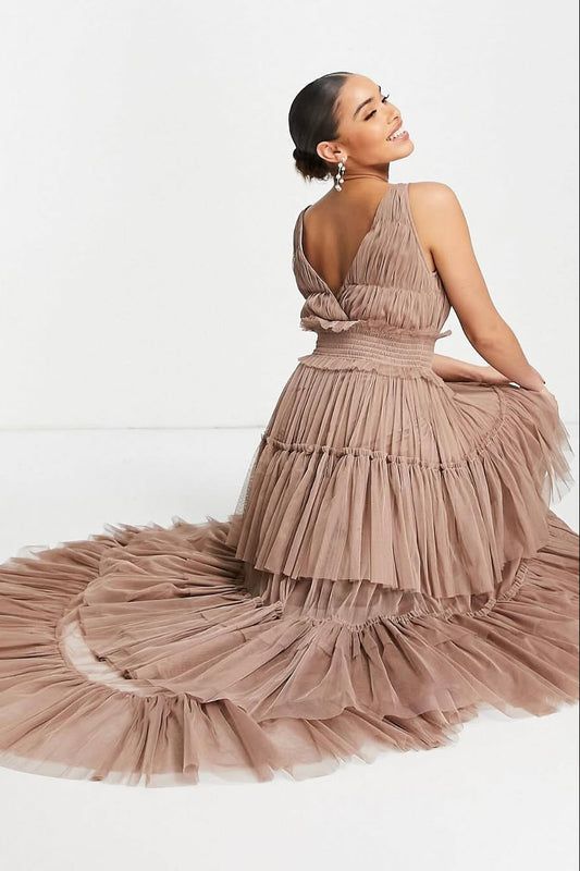 The Luna Maxi Dress in Taupe