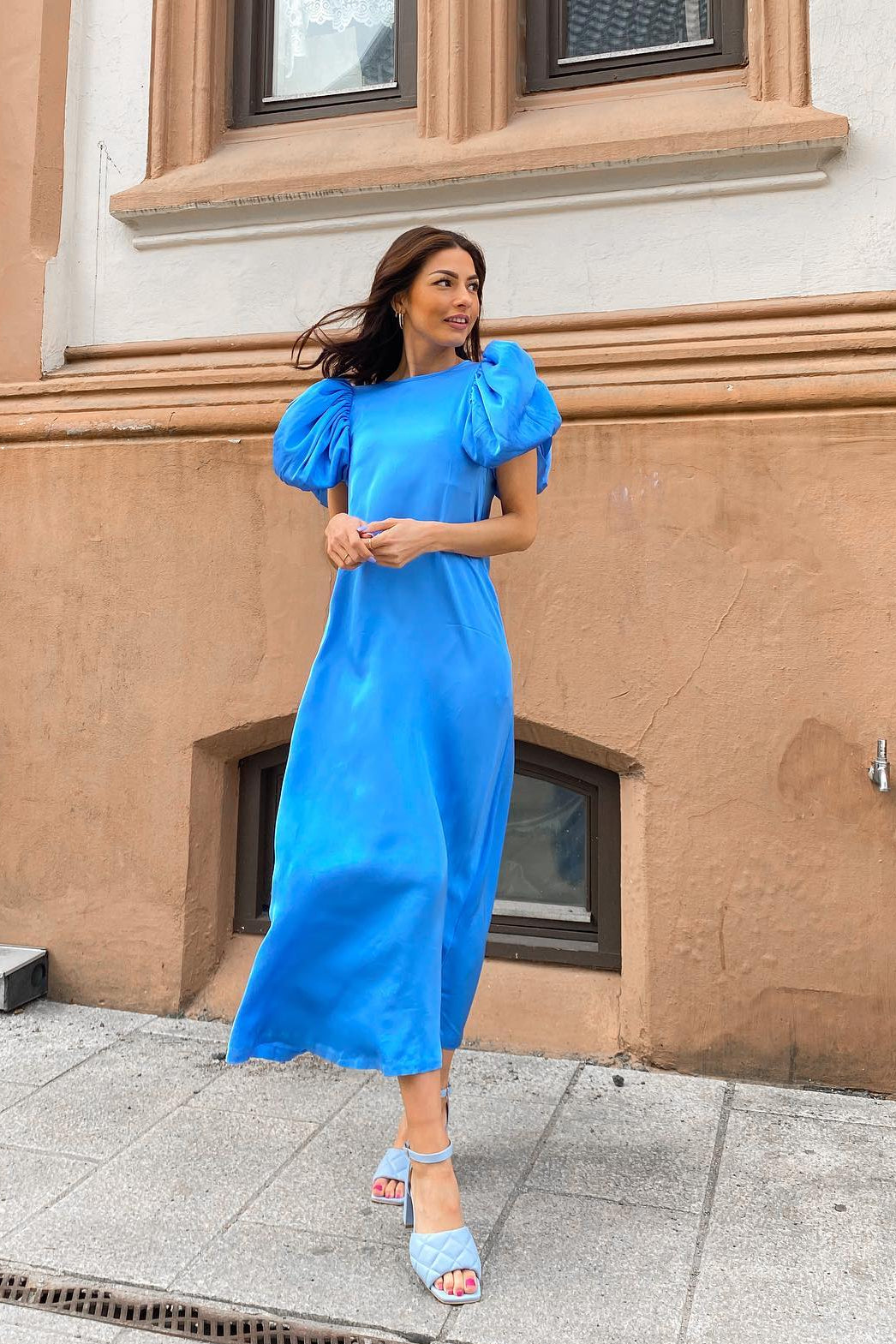 The Duddi Puff-Sleeve Midi Dress