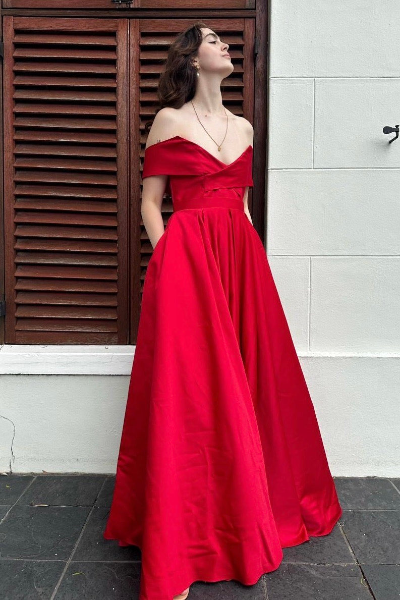 the roslyn gown