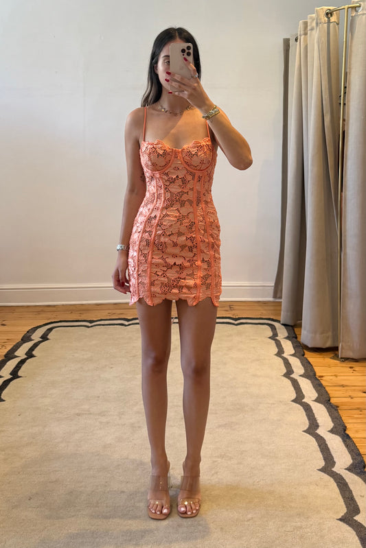 Ilayda Dress in Peach