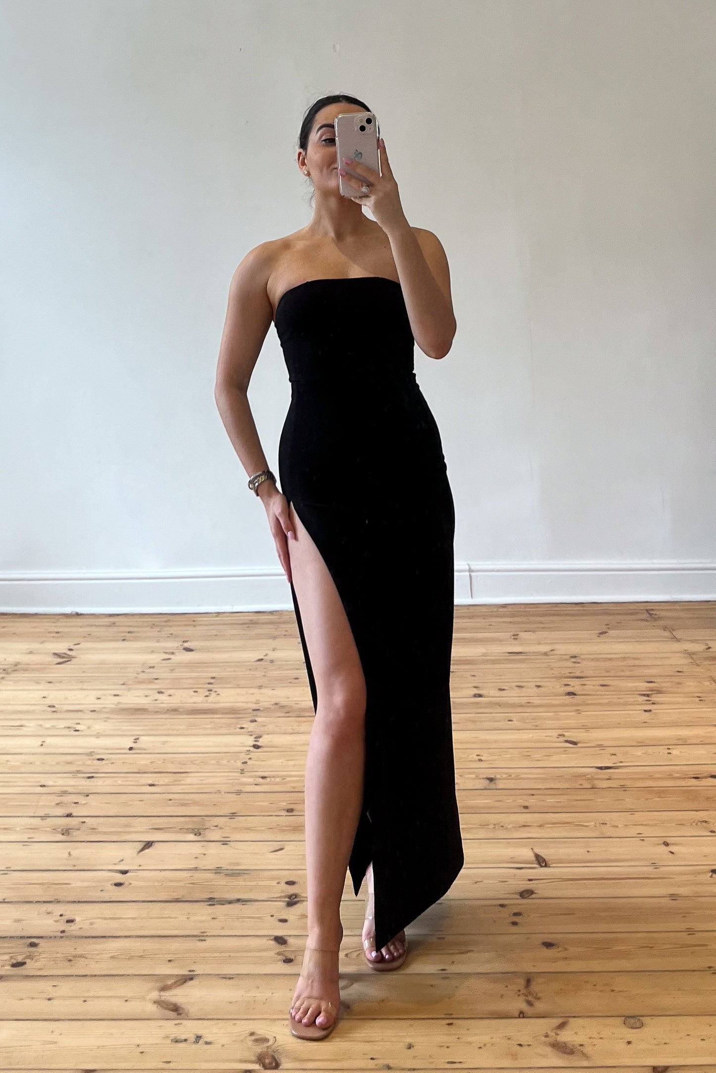 the roma dress in black