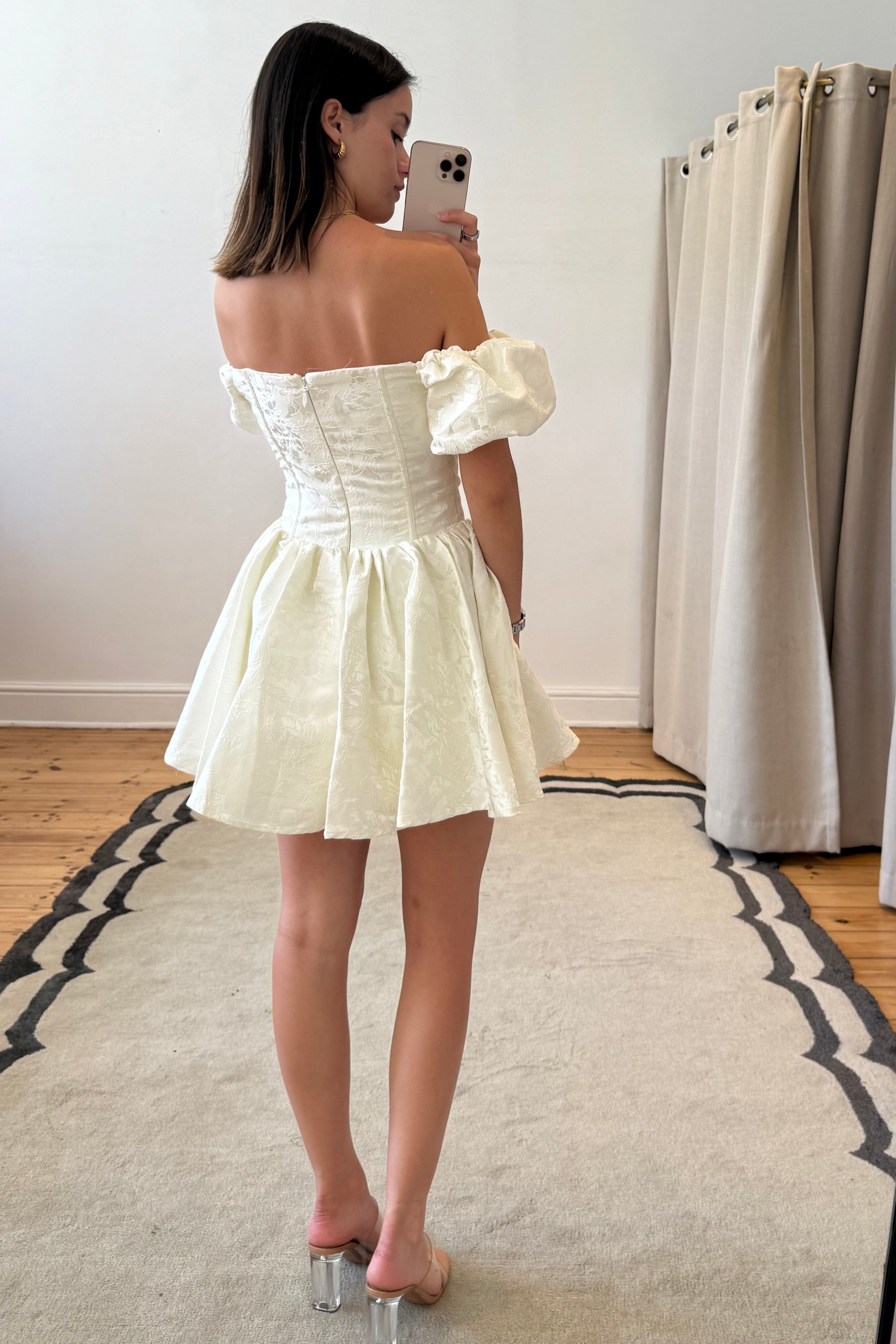 Bibiy. ELODIE FRILL DRESS ホワイト Elodie bubble-skirt mini dress in White