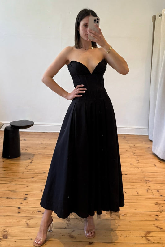 The Elodie Dress in Black
