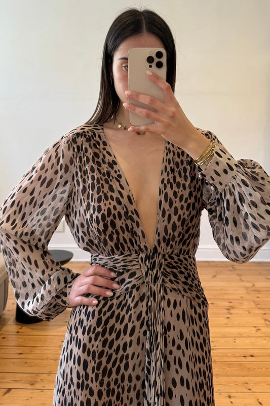 The Meera Dress in Antelope Spot Black